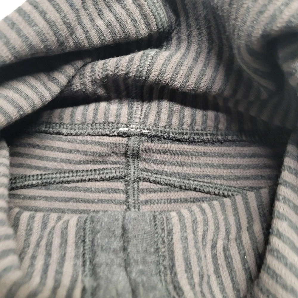 Lululemon Cowl‎ Neck Pullover Sweatshirt Gray Heather Thumbhole Cuffs Reversible